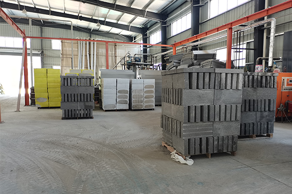 复合保温板厂家